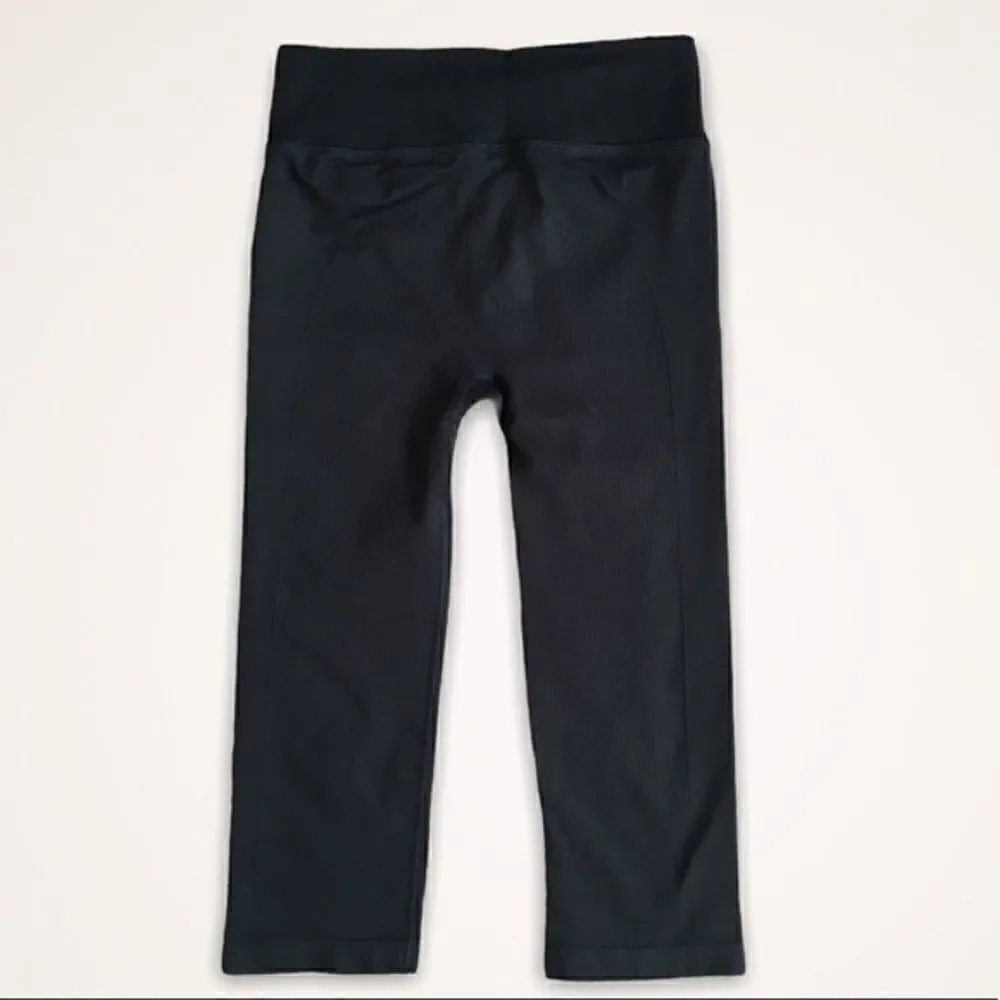 Yummie by Heather Thomson Capri Sliming Legging - Picture 5 of 5